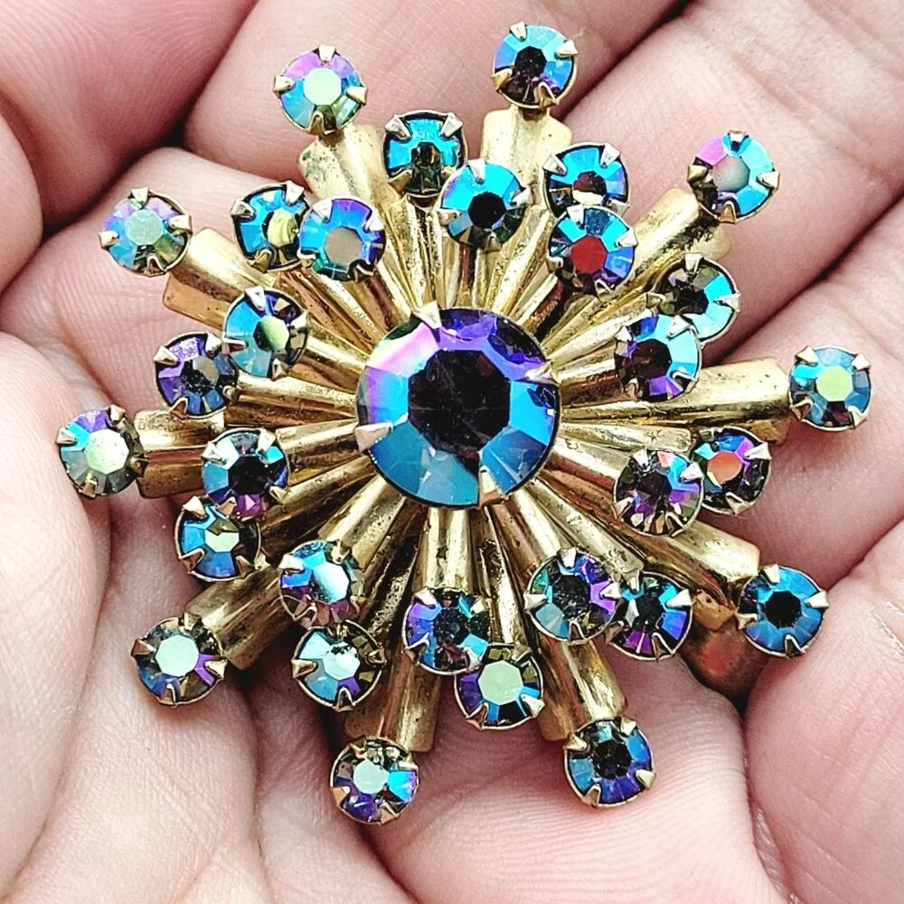 Vintage Aurora Borealis Rhinestone Starburst Brooch Atomic Sputnik Style 1 3/4